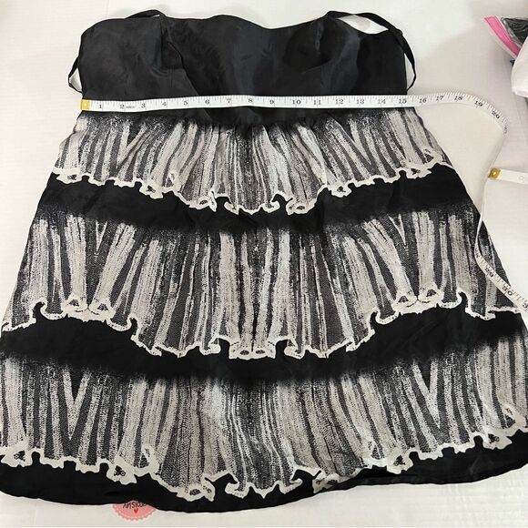 CABI Silk Dazzle Cami Blouse Style # 729 Faux Lace Tiers Size 6 Going Out Top - Picture 11 of 13